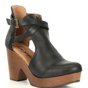 Free People Cedar Clogs- Dark Gray Black